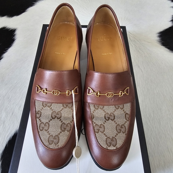 Gucci Loafers - Picture 1 of 4